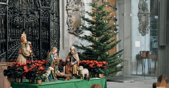 Del roble de Odín a la aristocracia napolitana: el origen histórico del belén y el árbol de Navidad